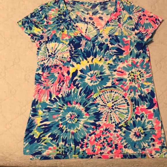 Lilly Pulitzer Tops - Lilly Pulitzer Michelle Top Size S in Dive In